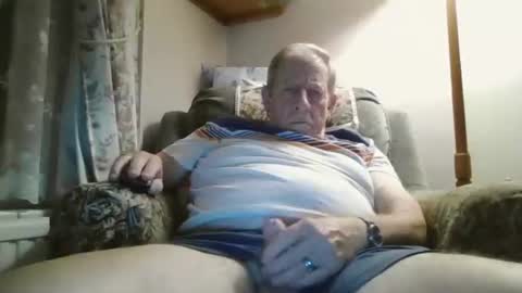 courieral1 online show from 17, 9, 2025