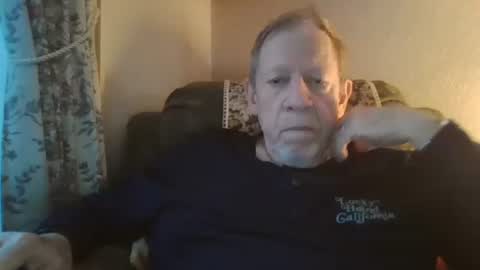 courieral1 online show from 4, 12, 2025