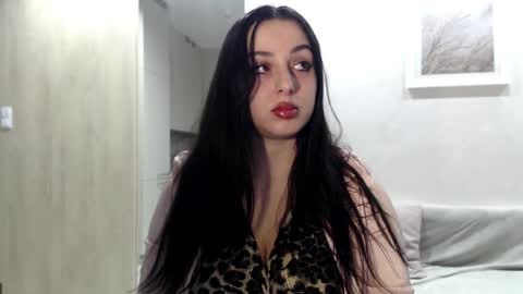 Courtney online show from 1, 12, 2025