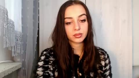 Snapshot of courtney_lux chatting on 16, 4, 2026 Courtney online show from 16, 4, 2026