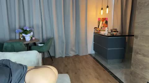 Snapshot of coverm chatting on 31, 5, 2026 CoverM online show from 31, 5, 2026