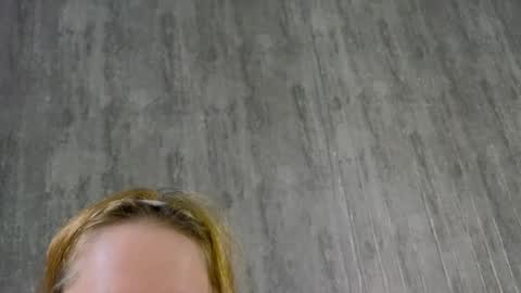 Snapshot of coy_girl_ chatting on 22, 4, 2026 My name is Emma - HELP COLLECT TOKENS FOR THE OPERATION FOR MY DAUGHTER online show from 22, 4, 2026