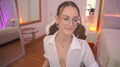 cozymell online show from 24, 3, 2026