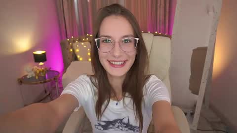 Snapshot of cozymell chatting on 5, 6, 2026 cozymell online show from 5, 6, 2026