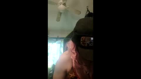 Snapshot of crackback_kyd chatting on 13, 4, 2026 crackback_kyd online show from 13, 4, 2026