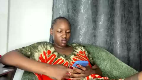 Snapshot of crave_meslowly chatting on 9, 4, 2026 Taliee online show from 9, 4, 2026