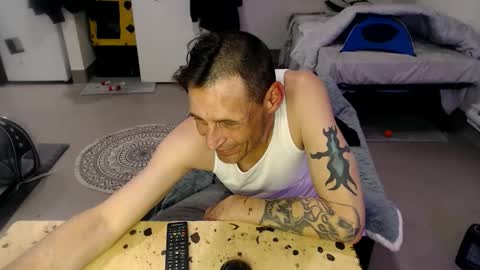 Snapshot of cravedave_d chatting on 26, 5, 2026 cravedave d online show from 26, 5, 2026