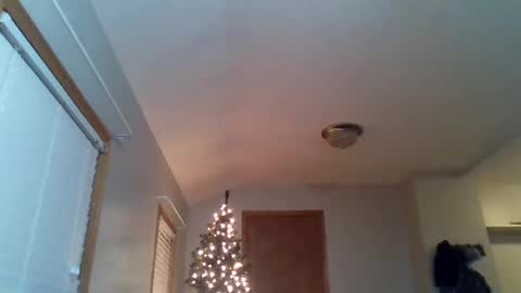 Snapshot of craveitoften chatting on 1, 1, 2025 craveitoften online show from 1, 1, 2025