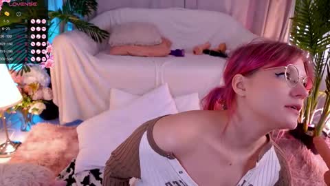 Sonya online show from 1, 3, 2025