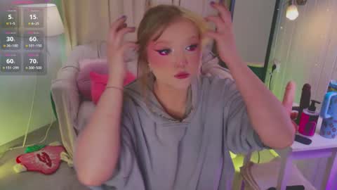 Snapshot of crazy__wine chatting on 22, 4, 2026 Sonya online show from 22, 4, 2026