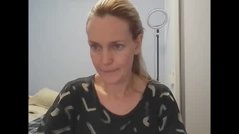 Anny online show from 9, 4, 2026