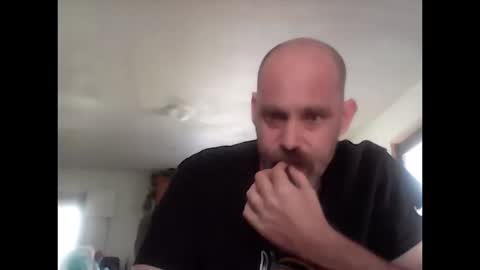 Snapshot of crazyheratic8 chatting on 19, 10, 2025 crazyheratic8 online show from 19, 10, 2025