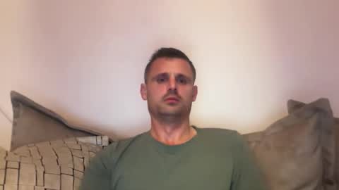 Snapshot of crazynicky chatting on 21, 11, 2025 Nicky online show from 21, 11, 2025