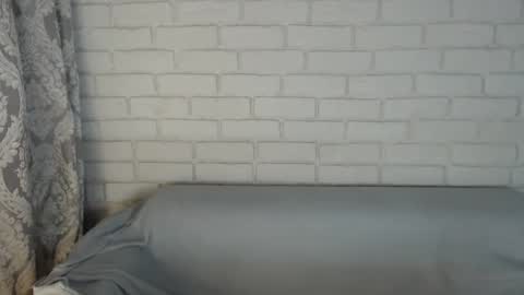 Crazyy Girl  online show from 20, 1, 2025