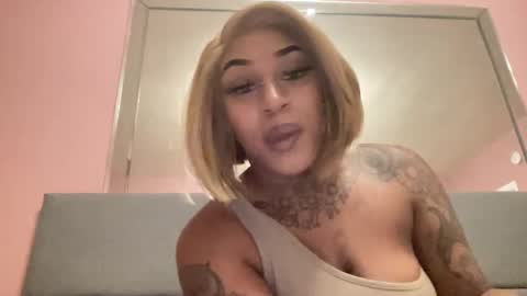 PHANTOMTARGARYENXXX online show from 4, 2, 2025