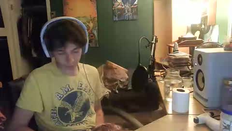 creamfilling1 online show from 26, 11, 2025