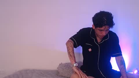  CAMILA Y SEBASTIAN online show from 29, 9, 2025