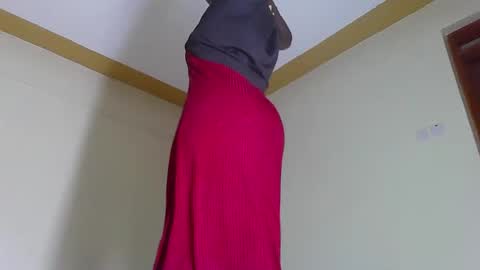 Snapshot of creamy_pussy2025 chatting on 7, 1, 2026 creamy_pussy2025 online show from 7, 1, 2026