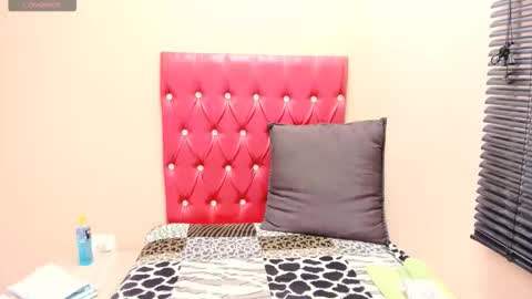 Snapshot of creamyindian4u chatting on 24, 4, 2026 creamyindian4u online show from 24, 4, 2026