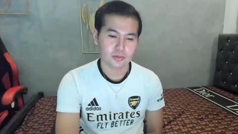 Snapshot of creamynow chatting on 5, 12, 2024 BareCreamyCum online show from 5, 12, 2024