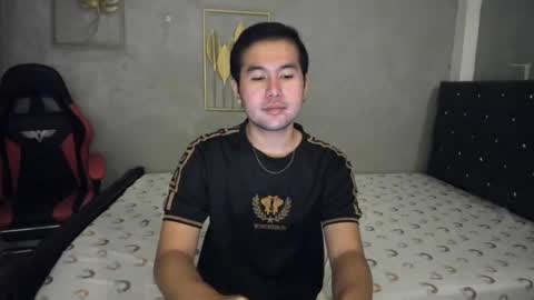 Snapshot of creamynow chatting on 19, 12, 2024 BareCreamyCum online show from 19, 12, 2024