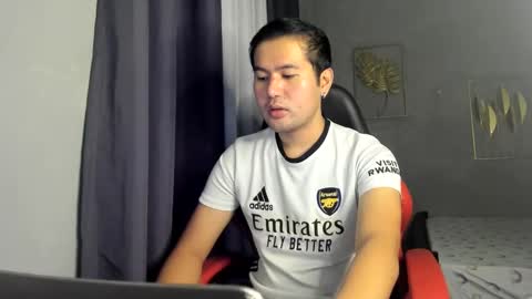 Snapshot of creamynow chatting on 22, 12, 2024 BareCreamyCum online show from 22, 12, 2024