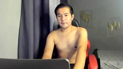 Snapshot of creamynow chatting on 22, 12, 2024 BareCreamyCum online show from 22, 12, 2024