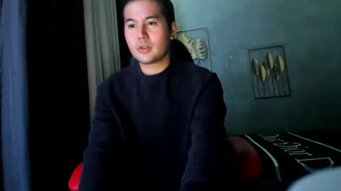 Snapshot of creamynow chatting on 25, 12, 2024 BareCreamyCum online show from 25, 12, 2024