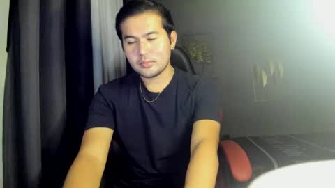 Snapshot of creamynow chatting on 28, 12, 2024 BareCreamyCum online show from 28, 12, 2024