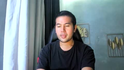 Snapshot of creamynow chatting on 2, 1, 2025 BareCreamyCum online show from 2, 1, 2025