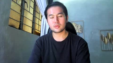 Snapshot of creamynow chatting on 3, 1, 2025 BareCreamyCum online show from 3, 1, 2025