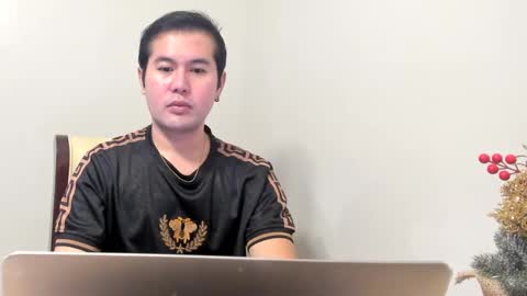 Snapshot of creamynow chatting on 3, 1, 2025 BareCreamyCum online show from 3, 1, 2025