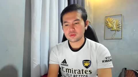 Snapshot of creamynow chatting on 7, 1, 2025 BareCreamyCum online show from 7, 1, 2025