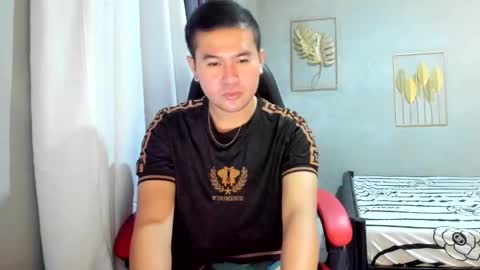 Snapshot of creamynow chatting on 30, 1, 2025 BareCreamyCum online show from 30, 1, 2025