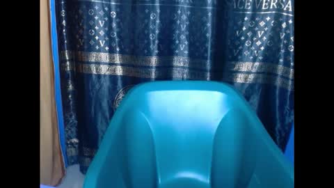 creamyxsugar online show from 13, 9, 2025