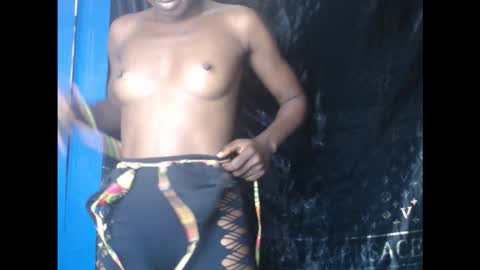 creamyxsugar online show from 26, 9, 2025