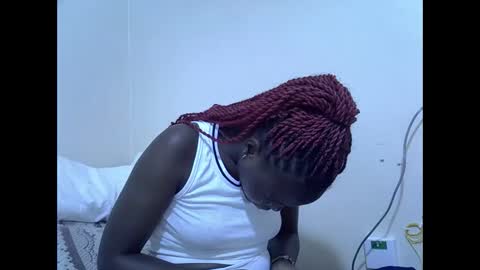 Snapshot of creamyypussyy chatting on 25, 3, 2026 creamyypussyy online show from 25, 3, 2026