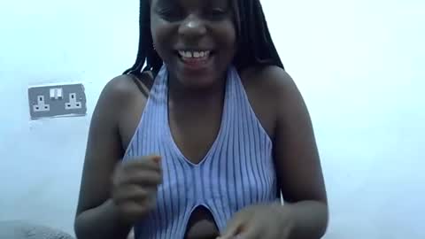 Snapshot of creamyypussyy chatting on 27, 4, 2026 creamyypussyy online show from 27, 4, 2026
