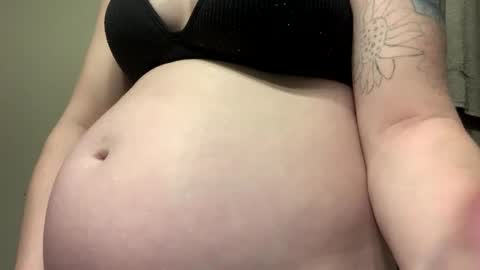 Snapshot of creative_k chatting on 15, 12, 2025 Breed me daddy online show from 15, 12, 2025