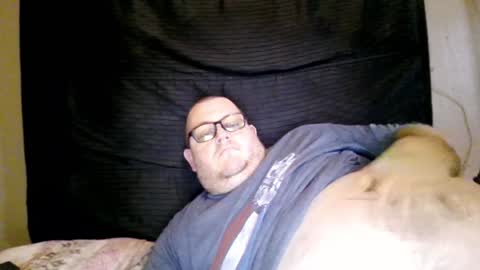 Snapshot of creeeping_death chatting on 2, 12, 2024 The hopeless romantic online show from 2, 12, 2024