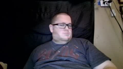 Snapshot of creeeping_death chatting on 28, 1, 2025 The hopeless romantic online show from 28, 1, 2025