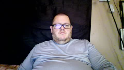 Snapshot of creeeping_death chatting on 29, 1, 2025 The hopeless romantic online show from 29, 1, 2025