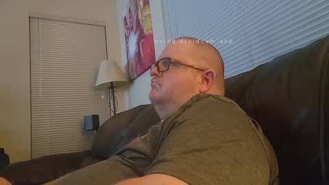 Snapshot of creeeping_death chatting on 17, 2, 2025 The hopeless romantic online show from 17, 2, 2025