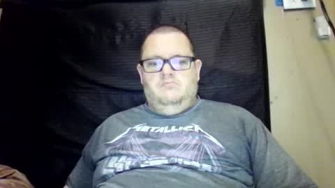 Snapshot of creeeping_death chatting on 25, 2, 2025 The hopeless romantic online show from 25, 2, 2025