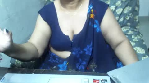 Snapshot of crezybhabihot chatting on 23, 2, 2025 Sonika69 online show from 23, 2, 2025