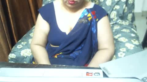 Snapshot of crezybhabihot chatting on 24, 2, 2025 Sonika69 online show from 24, 2, 2025