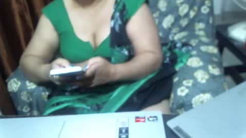 Snapshot of crezybhabihot chatting on 27, 2, 2025 Sonika69 online show from 27, 2, 2025