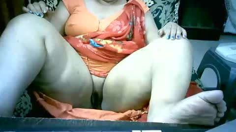 Snapshot of crezybhabihot chatting on 27, 10, 2025 Sonika69 online show from 27, 10, 2025