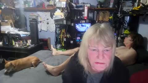 Snapshot of cricket_black chatting on 25, 10, 2025 Cricket - also Featuring Black online show from 25, 10, 2025