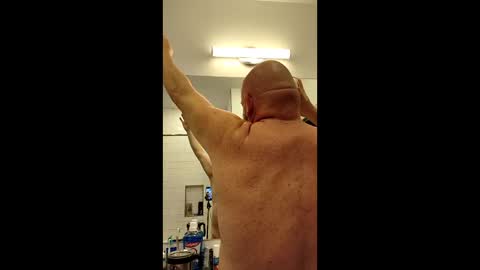 Snapshot of crippy4x4420 chatting on 4, 6, 2026 W online show from 4, 6, 2026